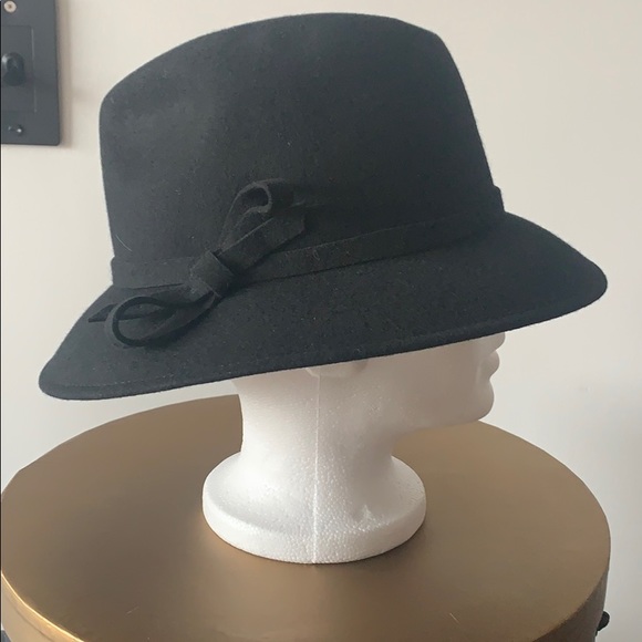 Holt Renfrew wool fedora - Picture 2 of 6